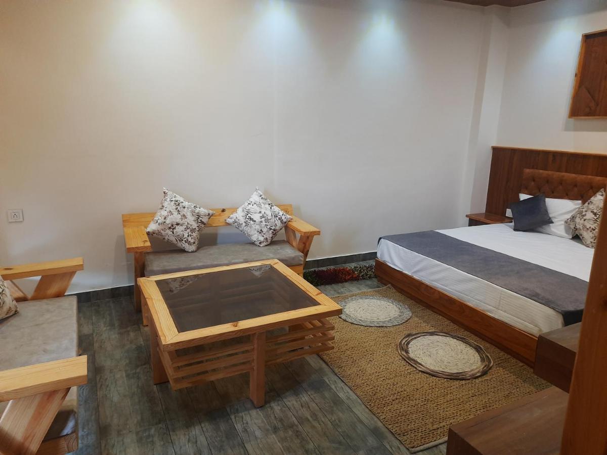 Trimounts-A Boutique Hotel & Wellnes Center In Tirthan Valley Banjar Экстерьер фото