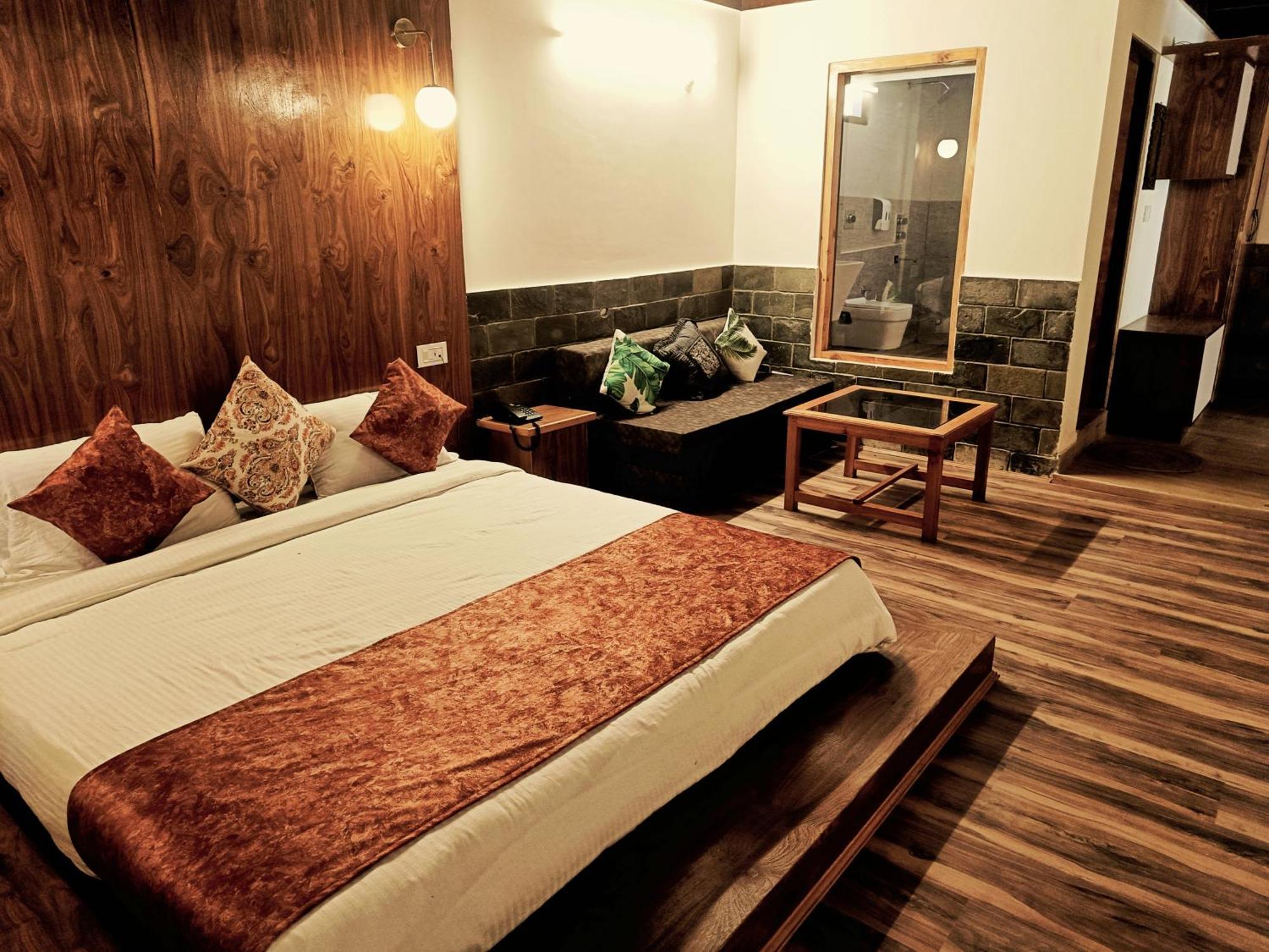 Trimounts-A Boutique Hotel & Wellnes Center In Tirthan Valley Banjar Экстерьер фото
